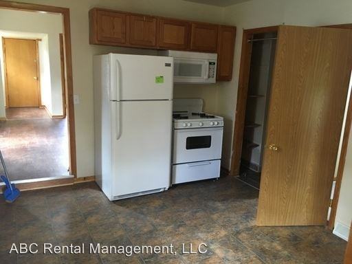 309 S Foster St - Photo 2 of 8