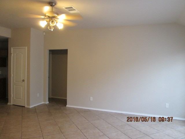 10512 Aransas Dr - Photo 3 of 13
