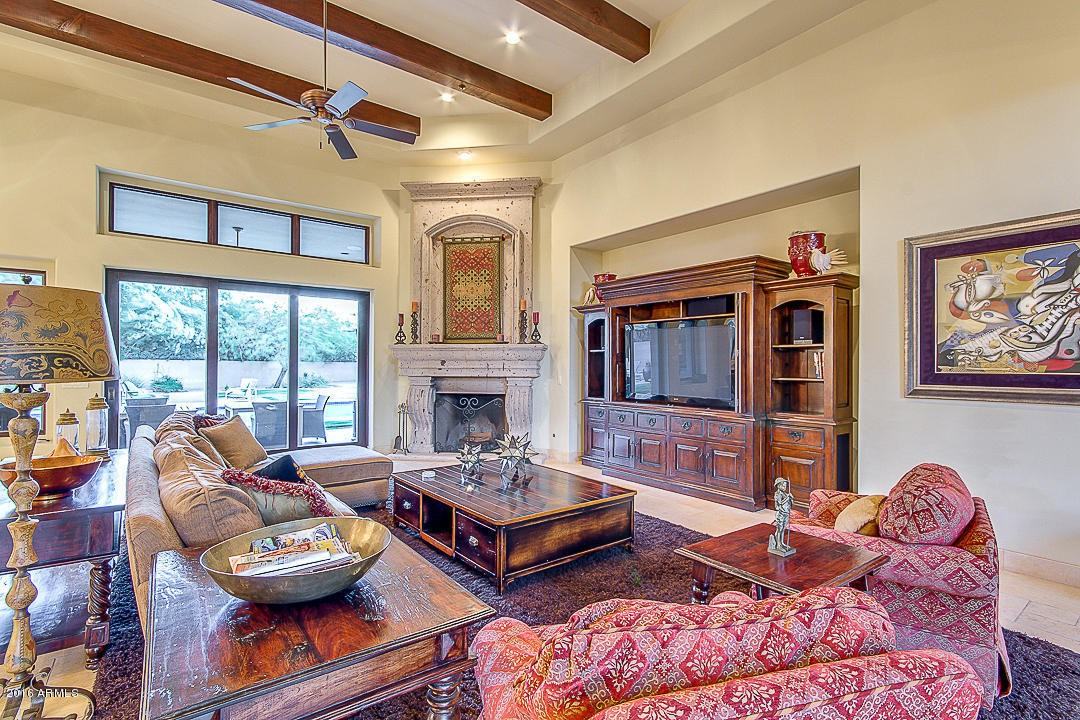 5340 E Vía Los Caballos - Photo 2 of 13