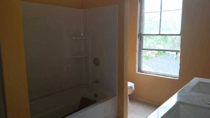 34 Franklin St RIGHT - Photo 3 of 3