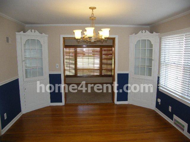 4904 W 58th St - Photo 3 of 11