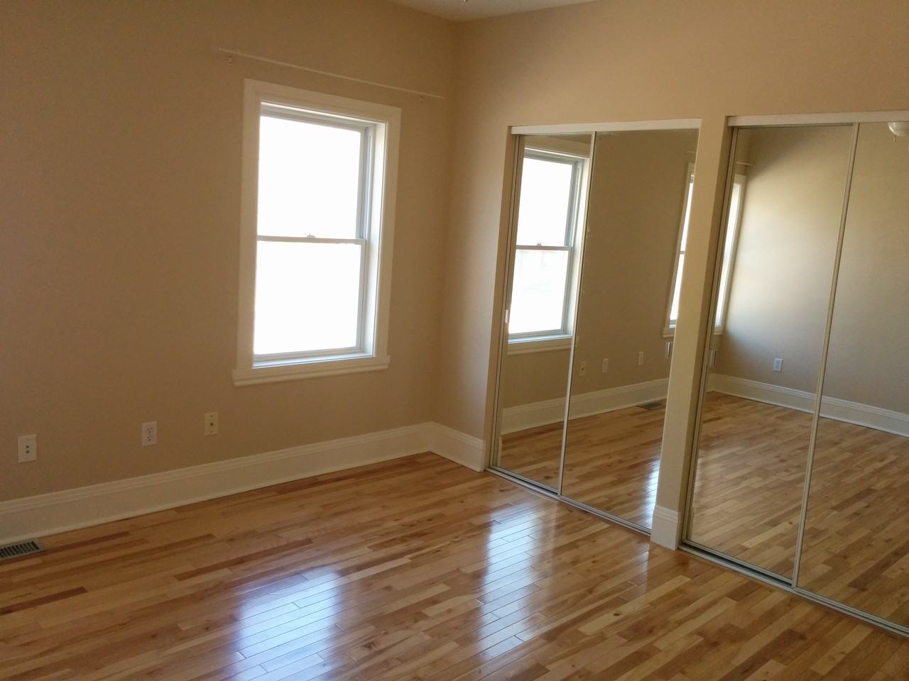137 Dalhousie Street - Photo 3 of 7