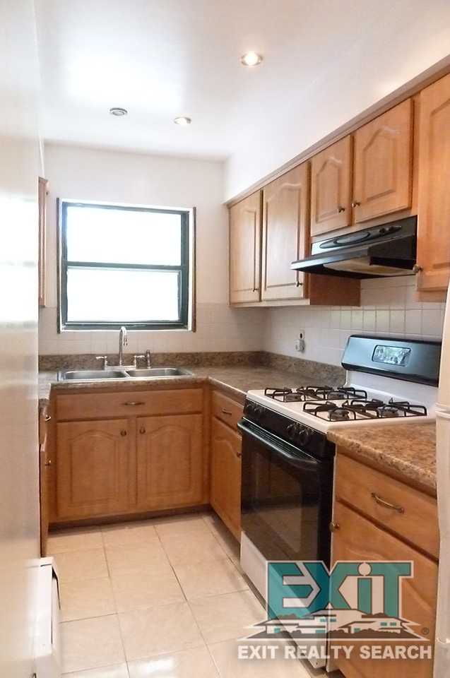 830 Leland Avenue - Photo 2 of 21