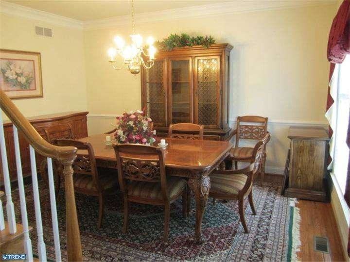 158 Birkdale Dr - Photo 3 of 6