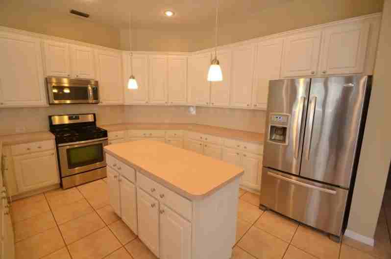 10256 Shadow Branch Dr - Photo 3 of 4