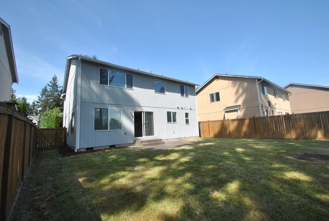 3618 185th St Ct E - Photo 2 of 16