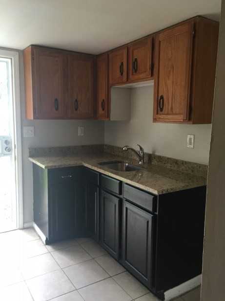 1109 W Hill St - Photo 2 of 9