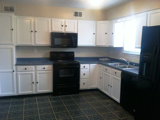 12109 Winding Spring Ct - Photo 3 of 11