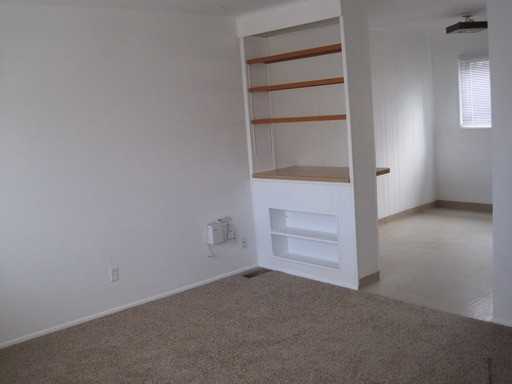 225 W Fairfax Ave - Photo 3 of 8