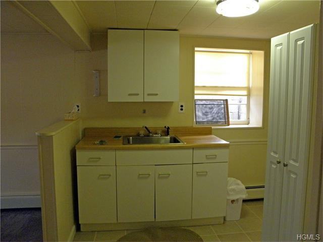 127 Jay St - Photo 3 of 5