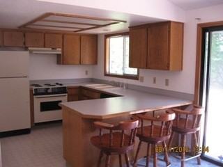 8524 SW 10th Ave - Photo 2 of 8