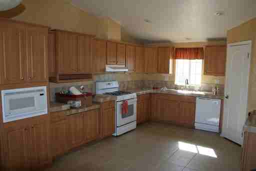 48855 Lake Canyon Dr - Photo 3 of 9