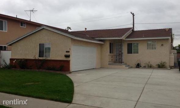 2325 W 182nd St - Photo 3 of 29