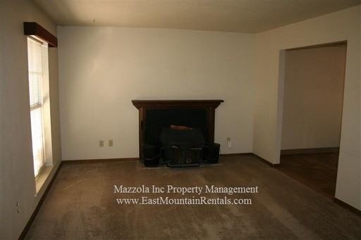 12 Cedar Hill Dr - Photo 2 of 10