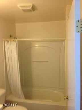 1511 N Harrison St - Photo 3 of 13