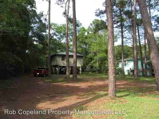 10137 Canal Cir - Photo 2 of 8