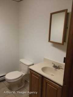 1111 Main St - Photo 2 of 12