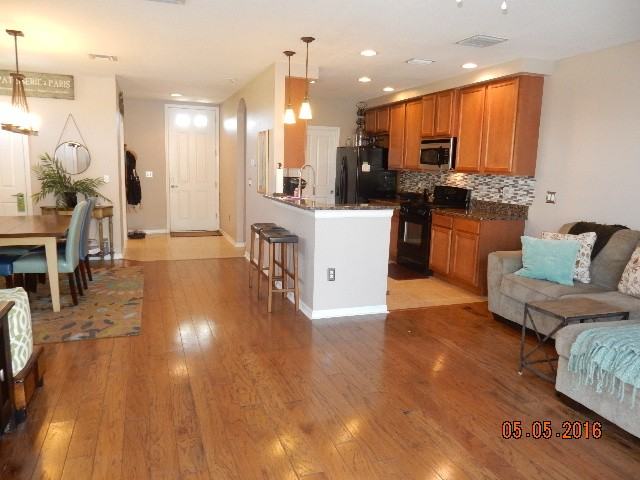 10653 Marsha Dr - Photo 2 of 21