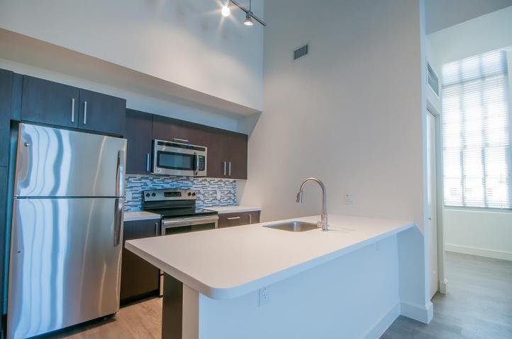 326 Fern Street 601 - Photo 2 of 5