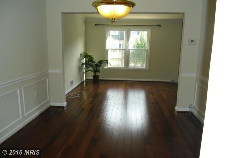 2039 Gallows Tree Ct - Photo 2 of 28
