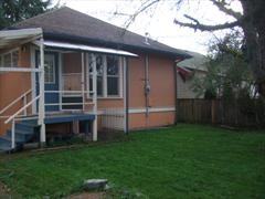 116 19th Ave SE - Photo 2 of 7