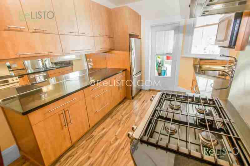 837 14th St - Photo 3 of 16