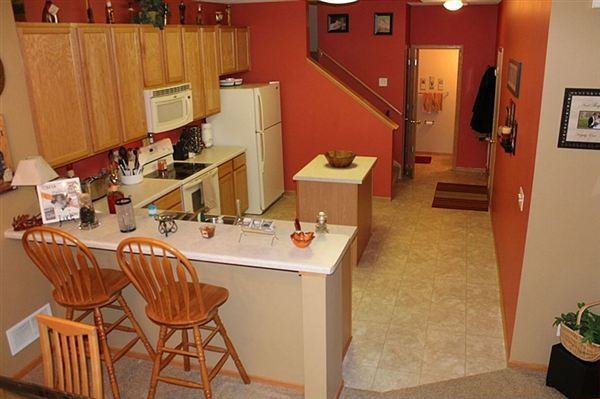 600 Portland Ave - Photo 3 of 6