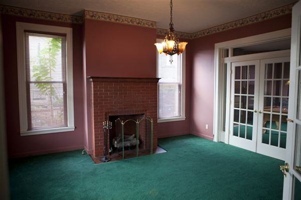 2 Elm St - Photo 3 of 23