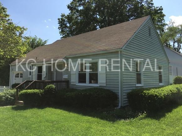 4900 Rosewood - Photo 3 of 24