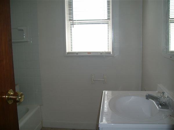 66 Hinchey Ave - Photo 3 of 7