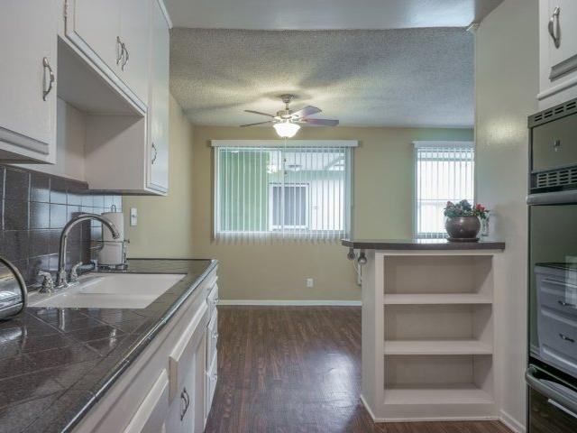 14620 Dickens St - Photo 3 of 6