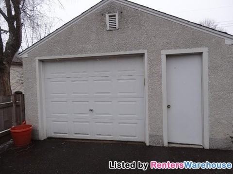 3110 Utah Ave S - Photo 3 of 16