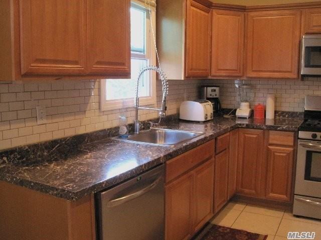 156 E Pine St - Photo 3 of 11