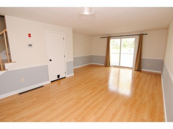 223 Fox Hollow Dr - Photo 2 of 16