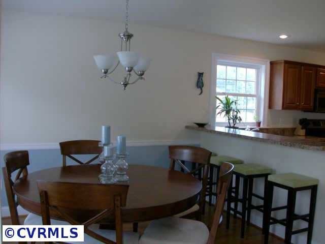 3345 King William Ave - Photo 3 of 10