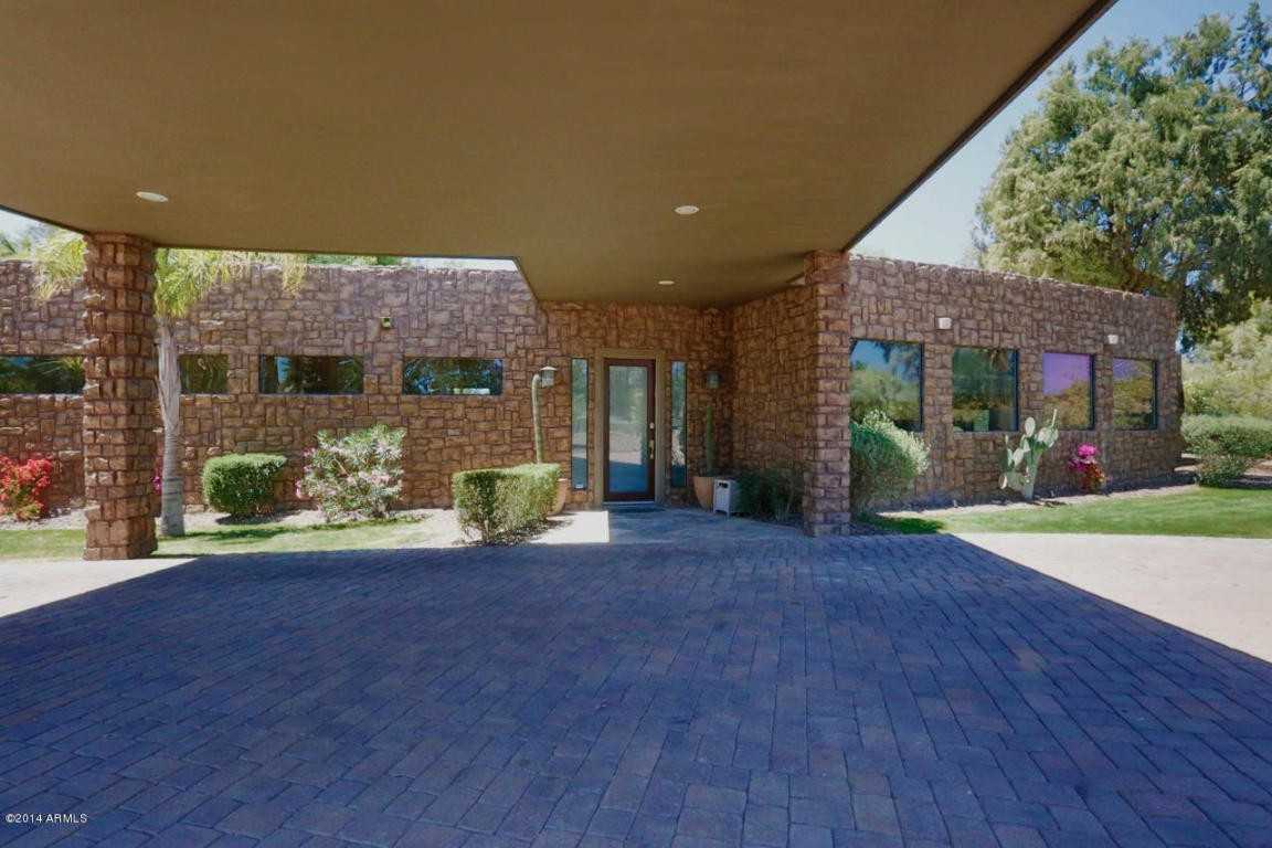 11602 N Hayden Rd - Photo 2 of 23