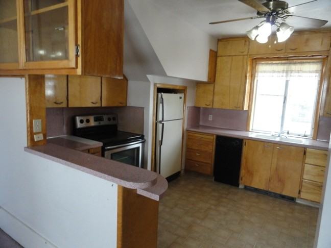 85 E 100 S - Photo 3 of 24