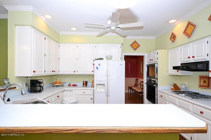 4443 Bass Pl N - Photo 3 of 32