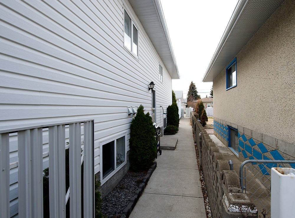 12832 86 St NW - Photo 2 of 27