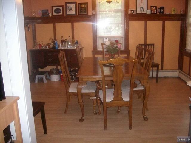 288 Crestview Pl - Photo 2 of 8