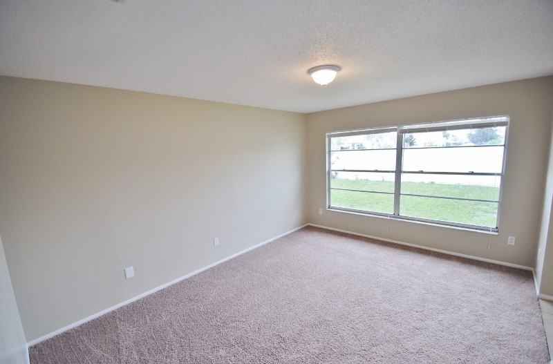 2133 Allspice Ave - Photo 3 of 10