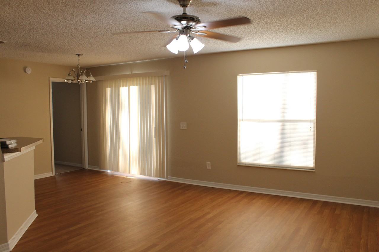 15070 SE 25th Ave - Photo 3 of 16