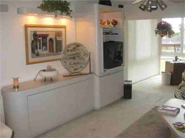 9233 SW 8th Street 214 - Photo 3 of 5