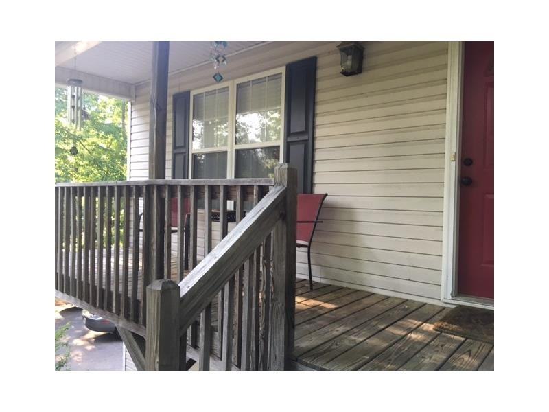 26 High Pointe Dr - Photo 2 of 11