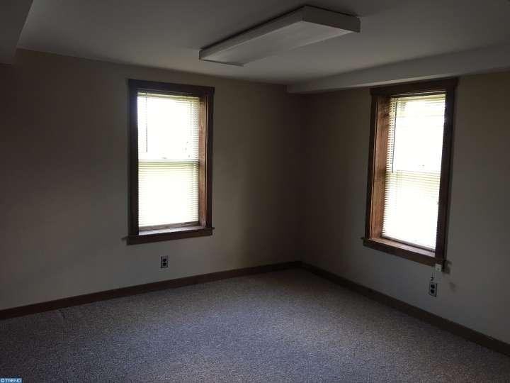 33 Highview Rd - Photo 2 of 9