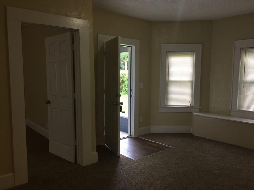 1620 North Noland Road - Photo 3 of 20