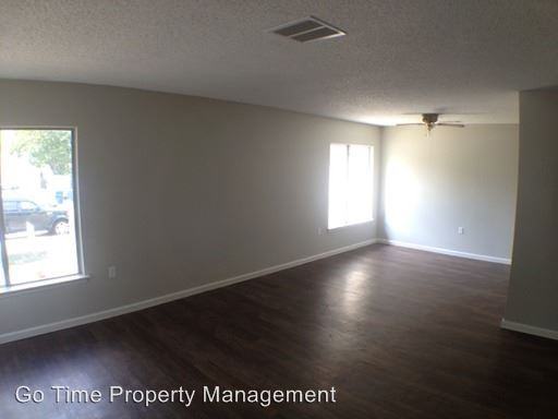 5642 Misty Glen - Photo 3 of 17