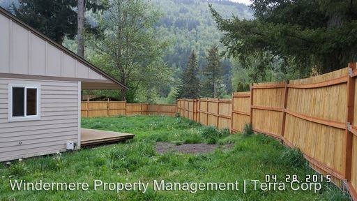 387 Echo Ln - Photo 2 of 4