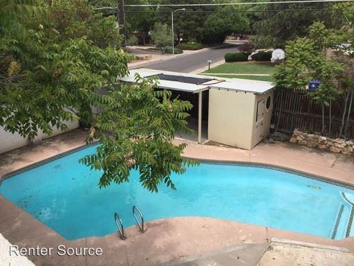 8803 Aztec Rd NE - Photo 3 of 28