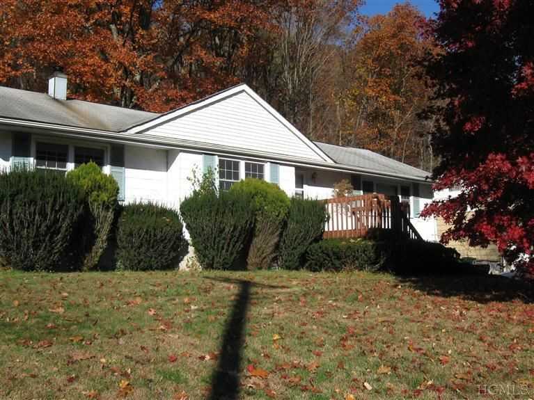 23 Hatfield Rd - Photo 3 of 15